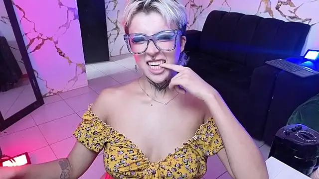 Rebeka-baker online show from 27, 4, 2026