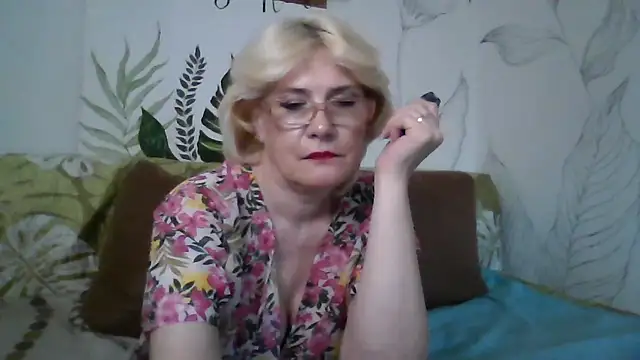 Snapshot of Catty_Lady chatting on 24, 6, 2026 Catty Lady online show from 24, 6, 2026
