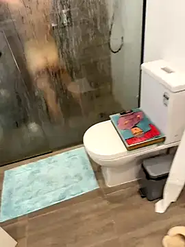 Reacher110565 online show from 4, 10, 2025