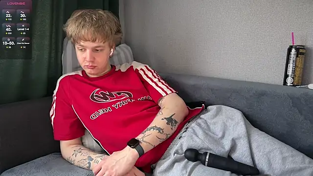 Snapshot of olivertasty chatting on 10, 5, 2026 olivertasty online show from 10, 5, 2026