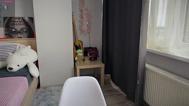 Snapshot of olivertasty chatting on 25, 6, 2026 olivertasty online show from 25, 6, 2026