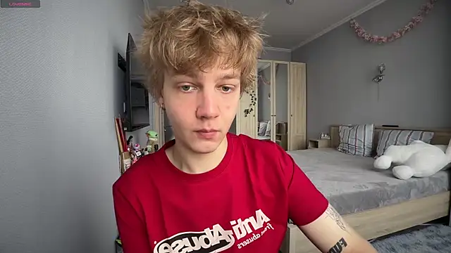 Snapshot of olivertasty chatting on 26, 7, 2026 olivertasty online show from 26, 7, 2026