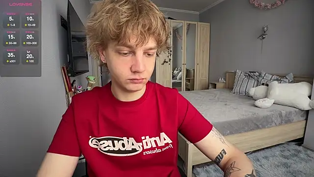 Snapshot of olivertasty chatting on 27, 7, 2026 olivertasty online show from 27, 7, 2026