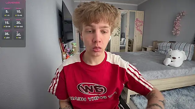 Snapshot of olivertasty chatting on 4, 8, 2026 olivertasty online show from 4, 8, 2026