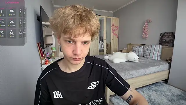 Snapshot of olivertasty chatting on 5, 8, 2026 olivertasty online show from 5, 8, 2026