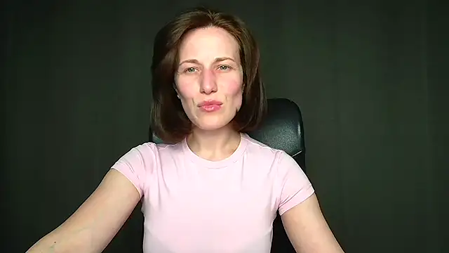 Kelly Kisss online show from 2, 5, 2026