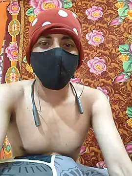 Seducing couple online show from 25, 4, 2026