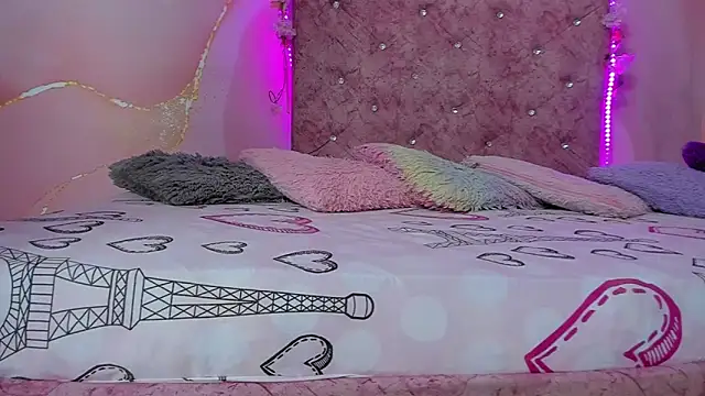 Snapshot of violet_taylor_ chatting on 19, 1, 2026 violet taylor online show from 19, 1, 2026