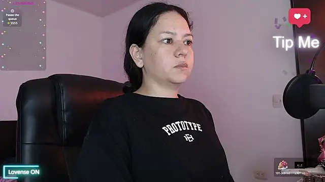 Snapshot of Abbyjoness21 chatting on 24, 11, 2025 Abbyjoness21 online show from 24, 11, 2025