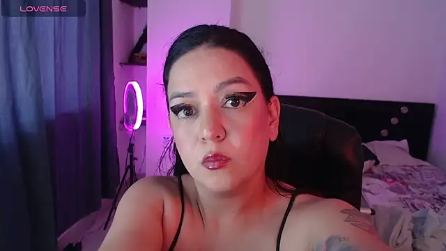 Snapshot of Abbyjoness21 chatting on 22, 12, 2025 Abbyjoness21 online show from 22, 12, 2025