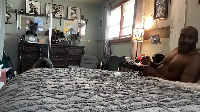 Snapshot of sexyred77713 chatting on 6, 3, 2026 sexyred77713 online show from 6, 3, 2026