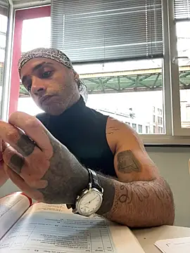 1Richrichard1 online show from 9, 7, 2026
