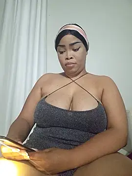 MadamPinky online show from 4, 8, 2026