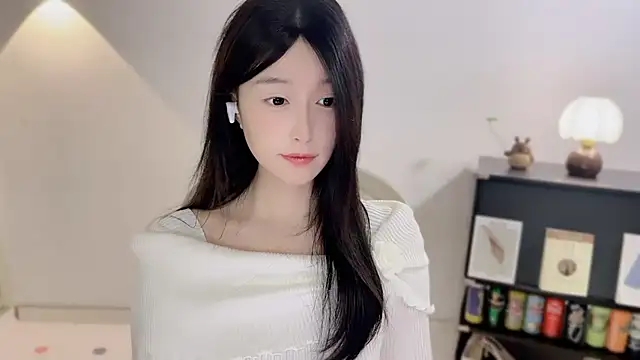 Snapshot of Onechestnut chatting on 20, 12, 2025 Onechestnut online show from 20, 12, 2025