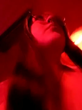 Dulcedeanis online show from 3, 10, 2025