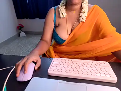 Snapshot of Anjalistar chatting on 24, 9, 2025 Anjalistar online show from 24, 9, 2025