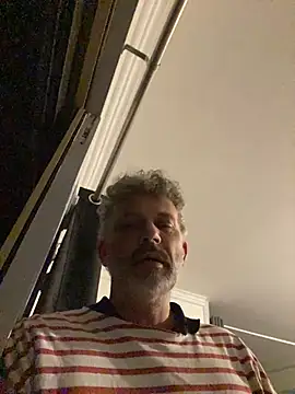 Snapshot of max219 chatting on 11, 1, 2026 max219 online show from 11, 1, 2026