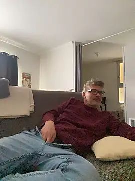 Snapshot of max219 chatting on 18, 1, 2026 max219 online show from 18, 1, 2026