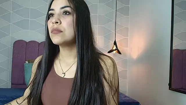 Aly Loving online show from 24, 10, 2025