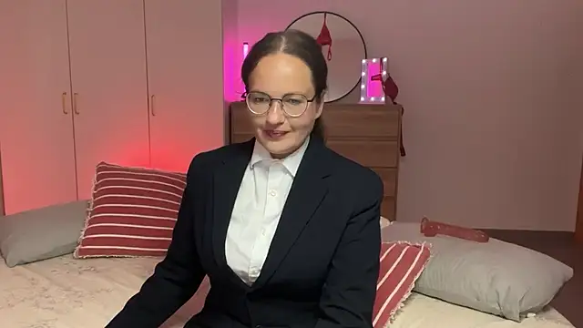 Snapshot of UnderWunder chatting on 20, 7, 2026 UnderWunder online show from 20, 7, 2026