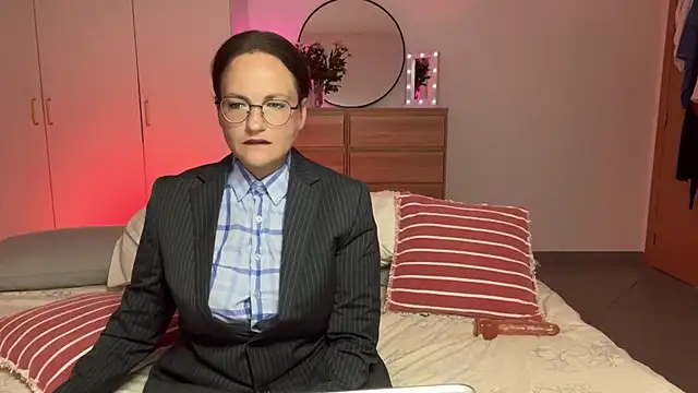 Snapshot of UnderWunder chatting on 24, 7, 2026 UnderWunder online show from 24, 7, 2026