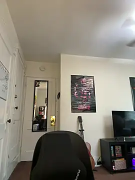 babykalirose online show from 4, 3, 2026