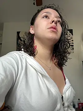 babykalirose online show from 29, 4, 2026