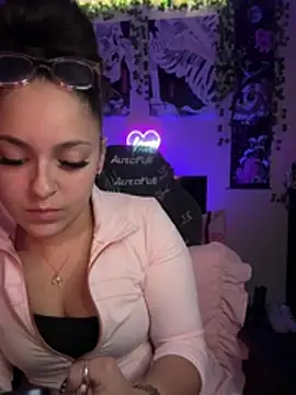 babykalirose online show from 1, 7, 2026