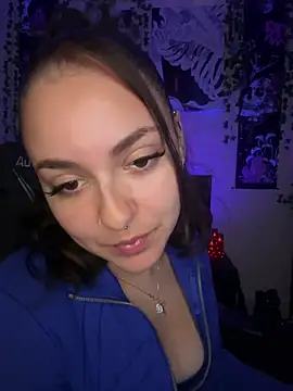 babykalirose online show from 8, 7, 2026
