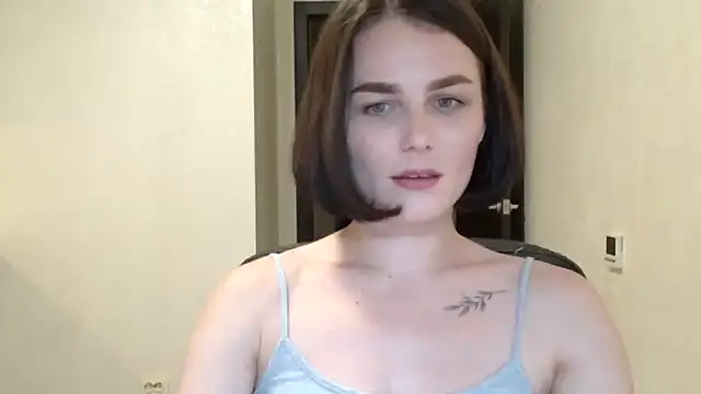 Snapshot of Silviaa_a chatting on 21, 6, 2026 Silviaa a online show from 21, 6, 2026
