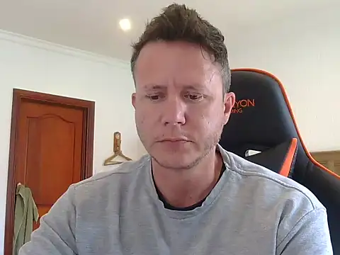 TroyDieselXXX online show from 25, 11, 2025