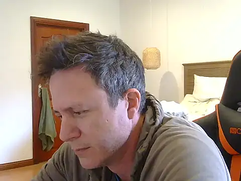 TroyDieselXXX online show from 18, 6, 2026