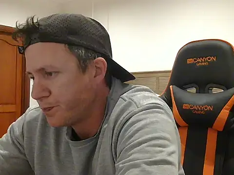 TroyDieselXXX online show from 27, 6, 2026