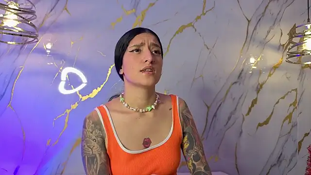 Scaarlettfox online show from 2, 3, 2026