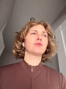 KellyKeler online show from 23, 7, 2026