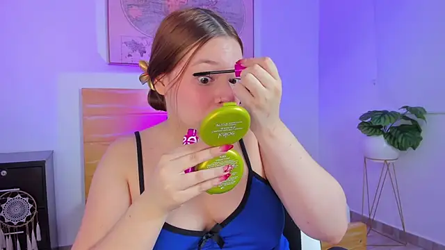 kitty sweeety  online show from 2, 2, 2026