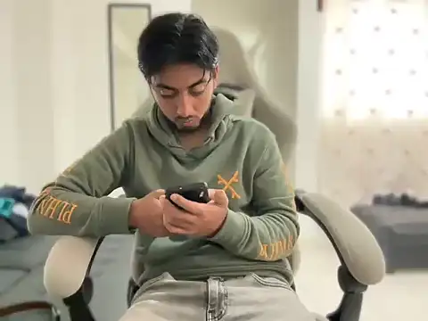 millan 32 online show from 14, 10, 2025