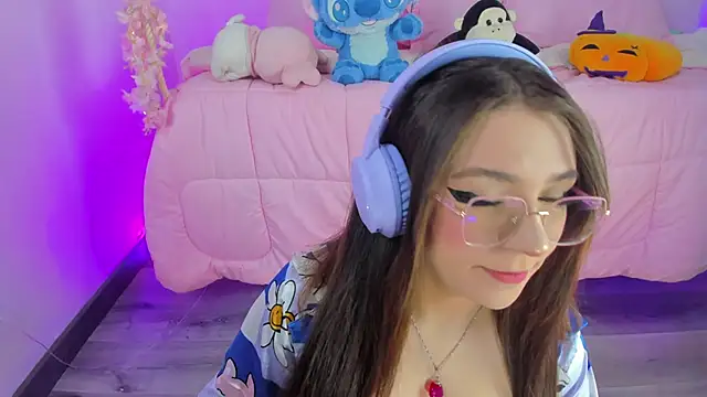 hannacutegod online show from 15, 4, 2026