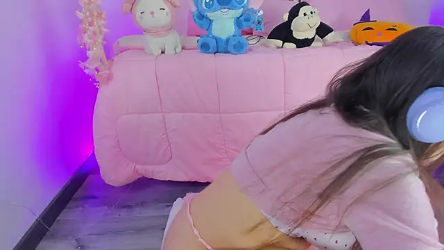 hannacutegod online show from 18, 4, 2026