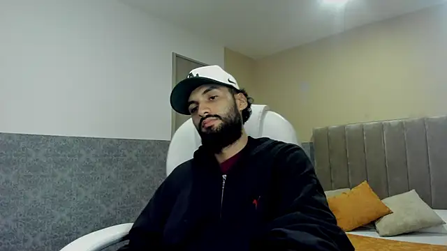 Snapshot of Ryan_Jackson_ chatting on 20, 9, 2025 Ryan Jackson  online show from 20, 9, 2025