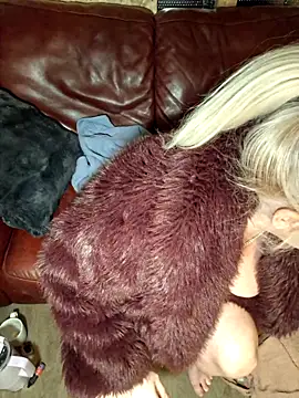 Bouncy-Bella28X online show from 16, 3, 2026