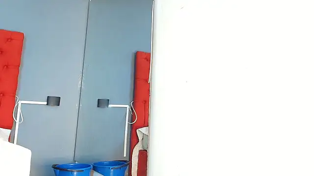 keyla mejia online show from 21, 12, 2025