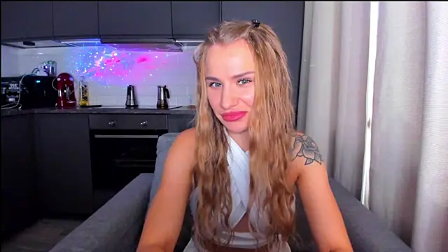 MashaFromRussia   online show from 15, 9, 2025