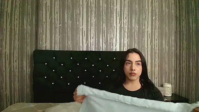 Alicee Moonn online show from 24, 6, 2026