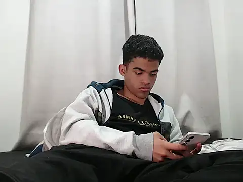 camillo beischel  online show from 23, 10, 2025