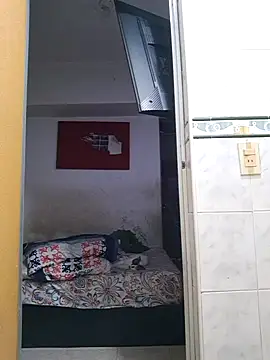 Snapshot of SweettyNaugthy chatting on 19, 9, 2025 SweettyNaugthy online show from 19, 9, 2025