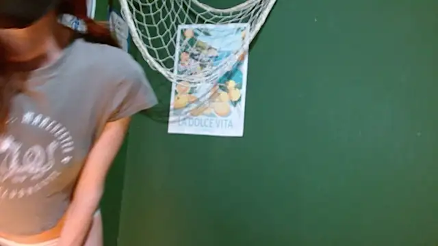 Roxiehood online show from 25, 9, 2025