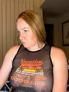 Snapshot of ChiliRoja chatting on 11, 9, 2025 ChiliRoja online show from 11, 9, 2025