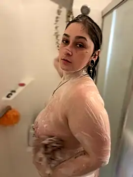 Alix Valentine online show from 13, 12, 2025