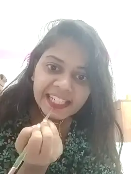 Farihasultanaxh online show from 10, 10, 2025